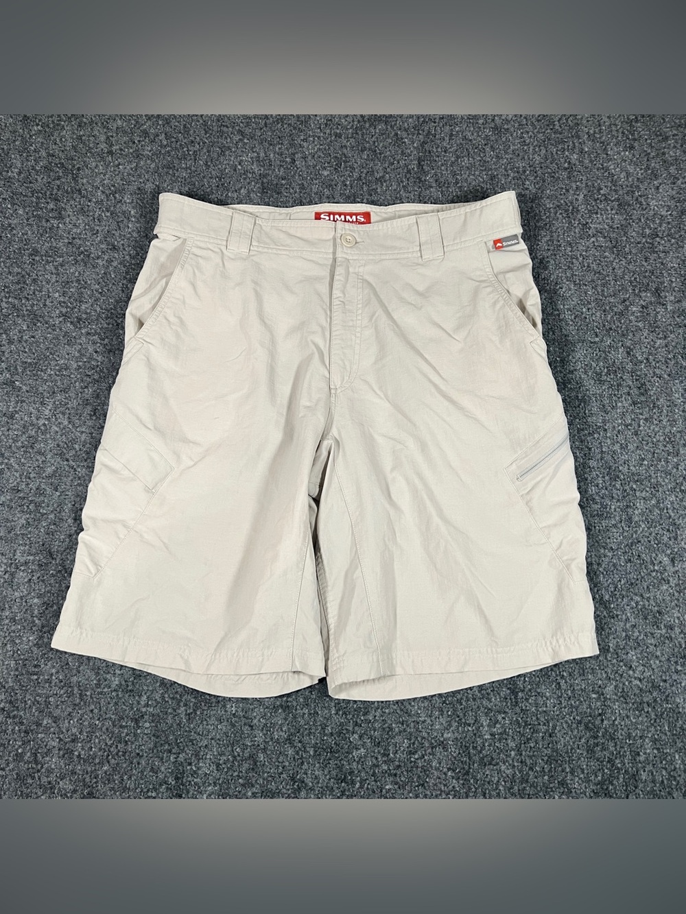 Simms Fishing Products Mens Medium Cargo Shorts Biege Brown Hiking Angler 38068